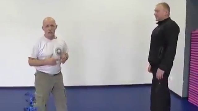 Защити себя сам смотреть онлайн