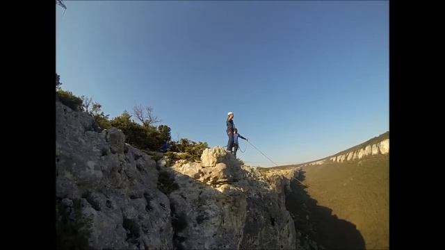 Змеиная балка прыжки с веревкой в Крыму с командой Skyline смотреть онлайн
