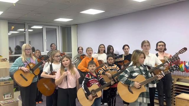 «Дом», Павел Пиковский, исп. концертный ансамбль студии “SoloArt”, Екатеринбург смотреть онлайн