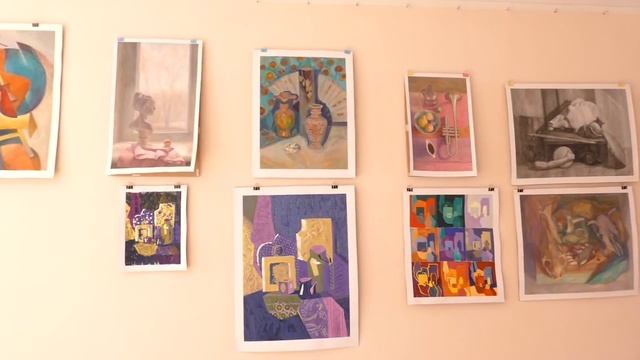 Выставка в 4 школе