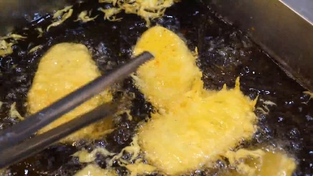 쫀득한 떡볶이! 바삭한 수제튀김 ! 시장에서 소문난 분식맛집, 어묵, 순대, 김밥 / Spicy Rice Cake Tteokbokki / Korean Street Food