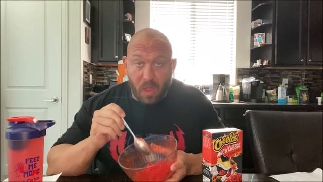 Ryback Has Heat: Cheetos Flamin Hot Mac n Cheese Food Review Hype or Hot!? смотреть онлайн