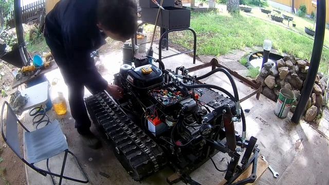 RC Гусеничная платформа. Испытание контроллера и гидравлики. Часть 1