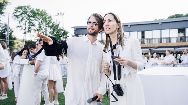 Бэкстейдж Whitewill Sensation 2024