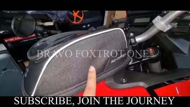 INSTALLING A SW MOTECH TANK BAG ON THE AFRICA TWIN CRF1100 смотреть онлайн