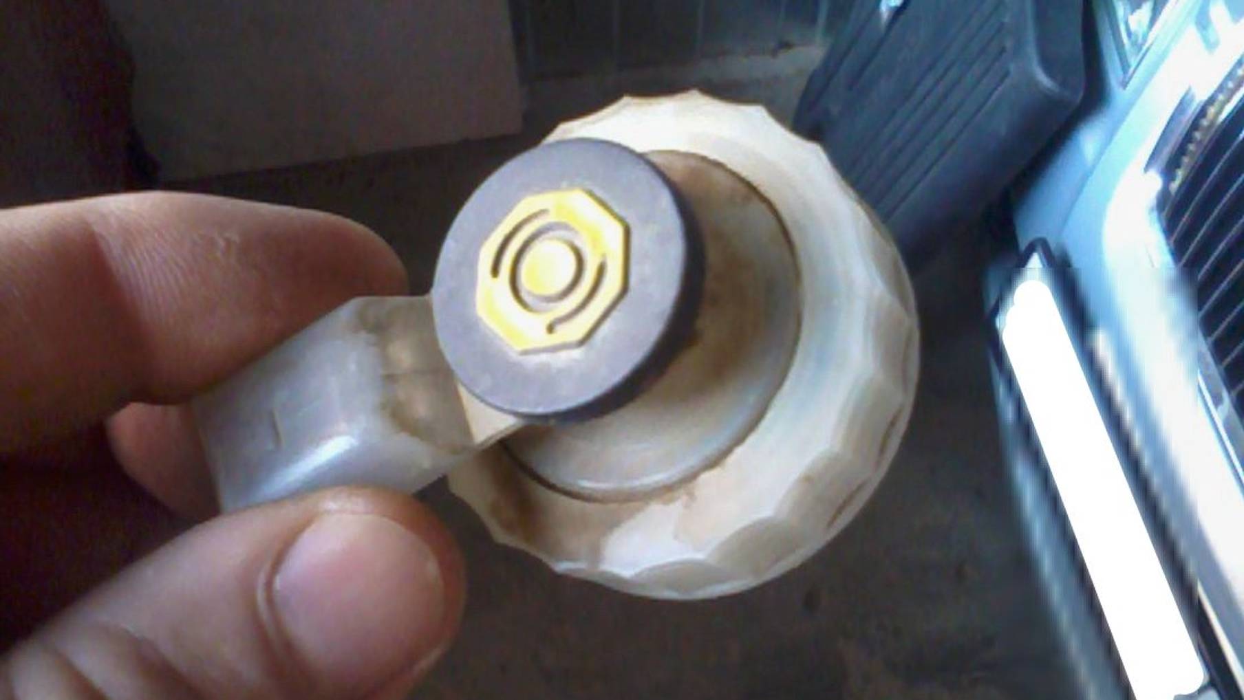 Датчик тормозной жидкости своими руками на Вортекс Корда. (проводка проверка,часть- №1 ) смотреть онлайн