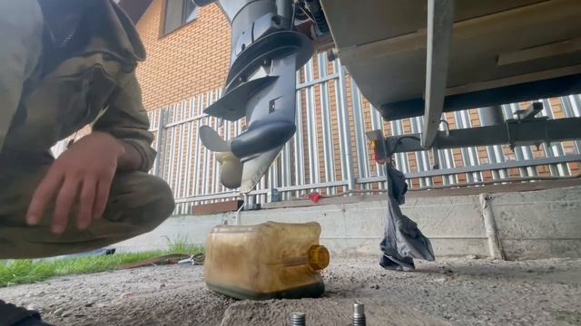 Yamaha F60FETL, сезонное обслуживание - замена масла в редукторе и ДВС #yamaha #yamahaf60 смотреть онлайн