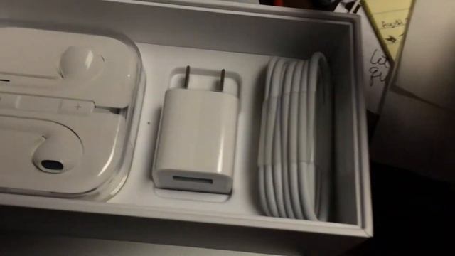 iPhone 5s Unboxing Video смотреть онлайн