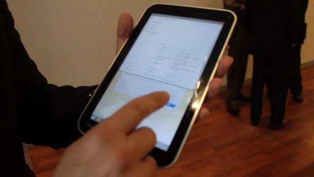 Toshiba Encore en nuestras manos | Engadget en español смотреть онлайн
