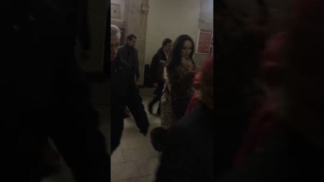 Бессмысленный «трафик» и дуэт эльфы смотреть онлайн