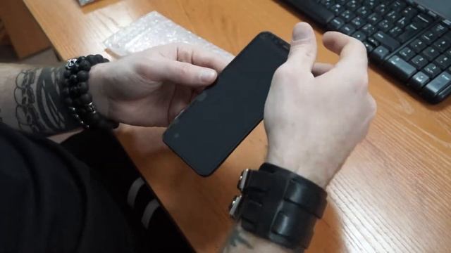 Дисплей для iPhone 11 смотреть онлайн