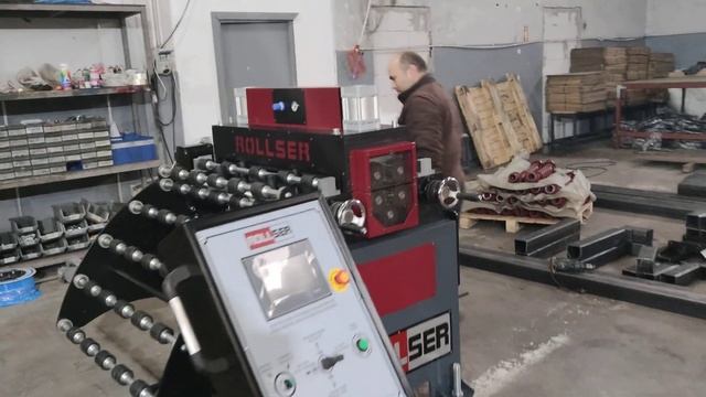 Производитель правильно-подающего устройства ,устройства размотки и серво подающего механизма