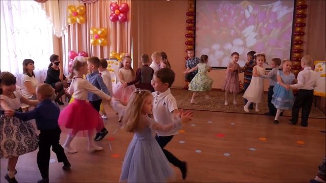 Парный танец "Поспеши скорей, дружок"! авт Л Панина, А Берляков / исполняют дети старшей группы смотреть онлайн