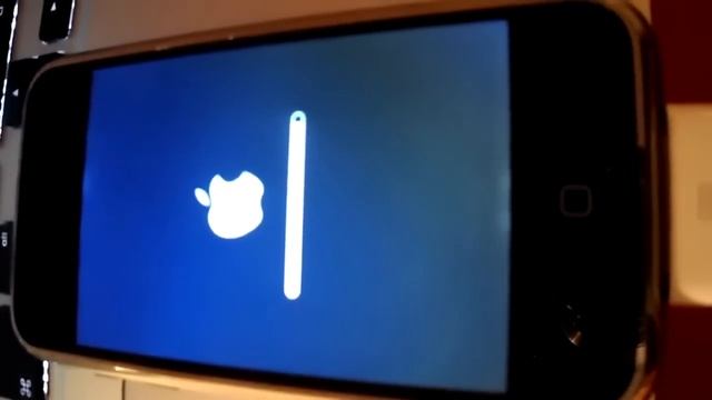 Custum Firmware iOS 4 iPhone 2G BiteYourApple.MP4 смотреть онлайн