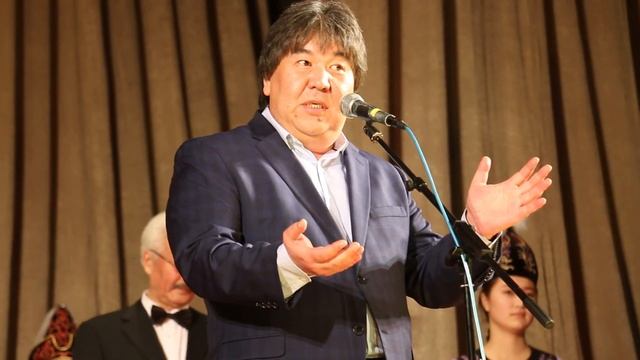 Выступление Садык Шер-Нияза по случаю вручения премии "Эргүү" смотреть онлайн