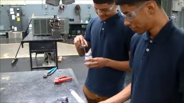 HVAC Student Video Tutorial #3- Connecting a fitting to a PVC pipe смотреть онлайн