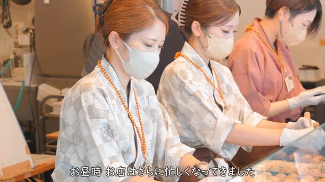 Beautiful Twin Ninja Sisters Make Delicious Takoyaki!　四季桜 たこ焼き