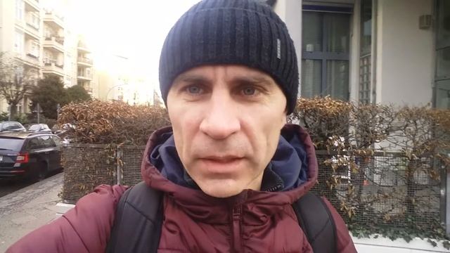 Транзитом в Польшу Через Берлин .Выручает клуб путешественников Couchsurfing.Знакомство с Курдом! смотреть онлайн