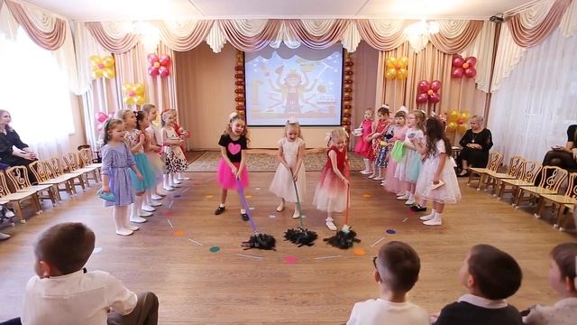 Я такая хорошая / игровая песня / исполняют дети подготовительной группы смотреть онлайн