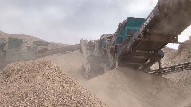 Sunward SP300C Конусная дробилка 4 смотреть онлайн