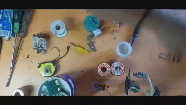 Fuse wire for alternative repair of busted fuse смотреть онлайн