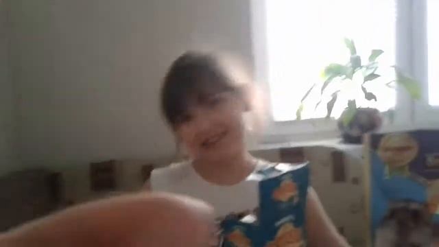 Пробуем корм для хомяков,черепах,рыб.Ужасные корма для человека. смотреть онлайн