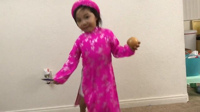 PPAP(pen pineapple apple pen) -with Grace смотреть онлайн