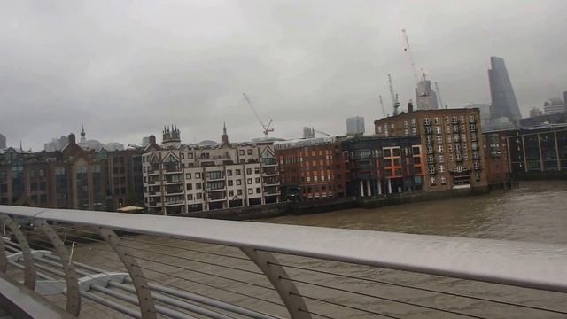 Англия. Лондон. Дождик... иду по мосту из Тейт Модерн. Мои впечатления смотреть онлайн