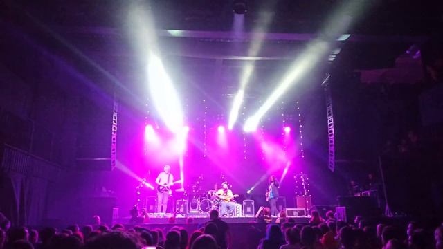 Пилот - Сегодняшним днём (Live, 29.10.2021, Морзе, Спб) смотреть онлайн