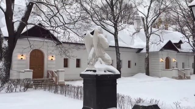 Novodevichy park-Moscow смотреть онлайн