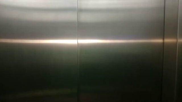 Лифт в LC Waikiki @ улица "вовчинецька 225а" где-то рядом с "ТРЦ Велес" смотреть онлайн