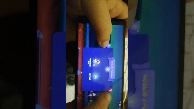 оператор и игрок играют в зомби кетчерс часть1