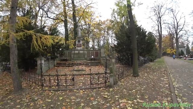 Прогулка по Православному кладбищу в городе Lodz./Stary cmentarz (prawosławny) w Lodzi смотреть онлайн