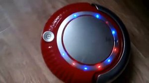 Видеообзор робота-пылесоса от компании Орифлэйм.