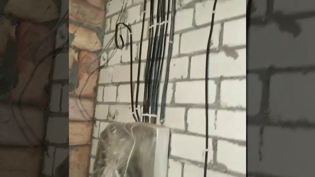 Электромонтаж квартиры. Первый этап смотреть онлайн