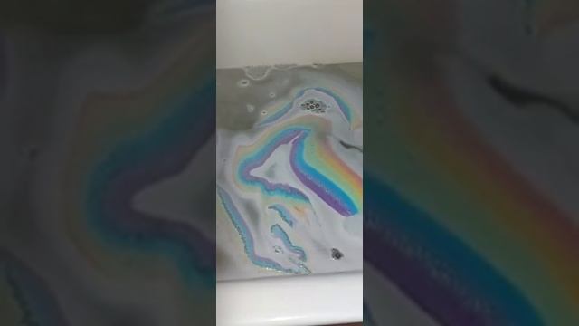 запускаю бомбочку радуга🎉 смотреть онлайн