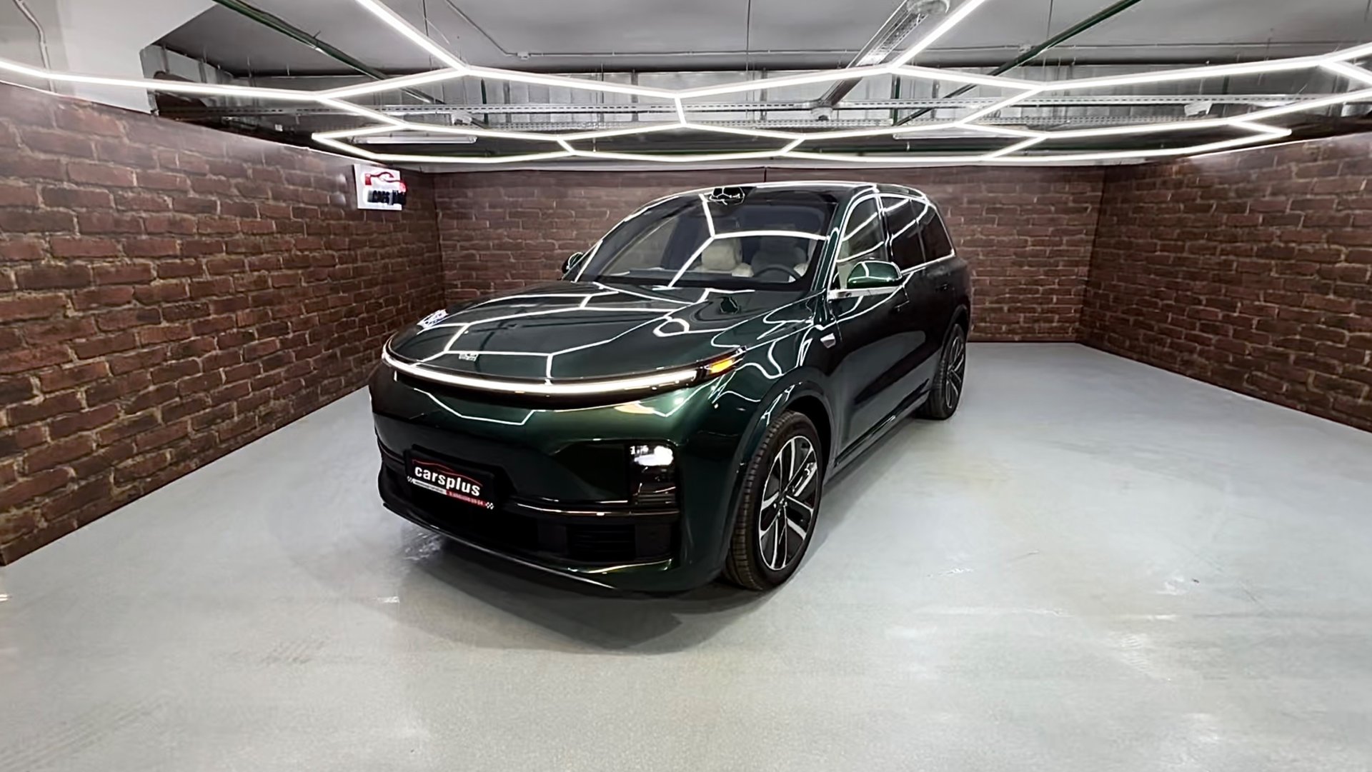 В наличии LiXiang L9 Ultra👇🔥8.750.000₽🔥 купить ли9 в Москве carsplus смотреть онлайн