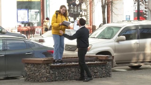 Время экспериментов: читаем пьесу Шекспира с прохожими смотреть онлайн