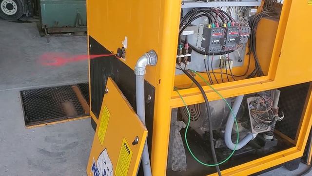Used 50 HP Polar Air Rotary Screw Compressor Pkg w/ Dryer & Receiver 231 CFM смотреть онлайн