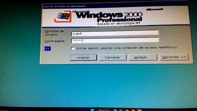 Windows 2000 Professional bootup смотреть онлайн
