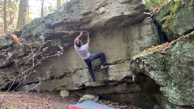 Fins & Flippers V7 - Lilly Boulders - Obed Bouldering смотреть онлайн