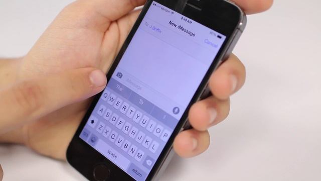 iPhone 5s iOS 8 - Messaging In iOS 8 смотреть онлайн