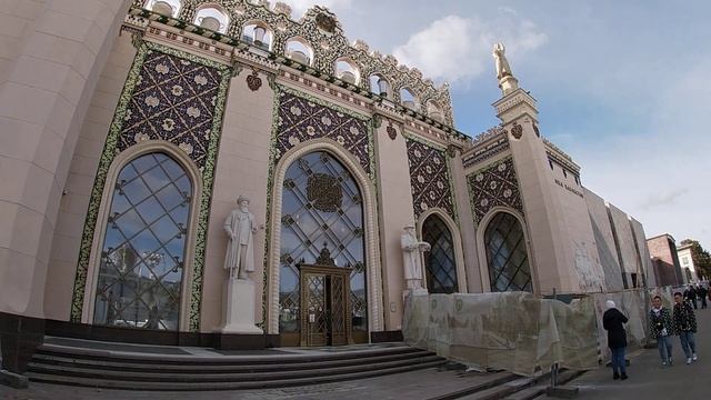 Павильон Казахстан. ВДНХ. Москва / Moscow VDNH