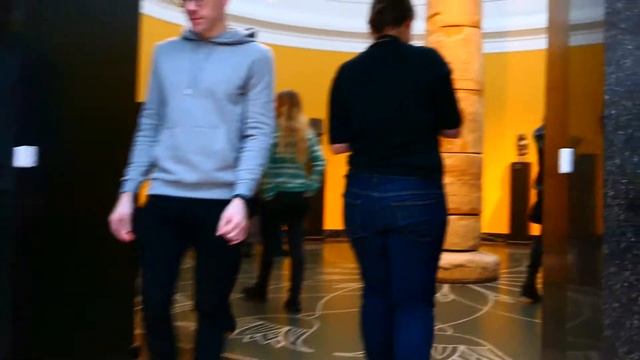 TRAVERS udstillingen NOW WE ARE HISTORY på Glyptoteket 1. december 2018 смотреть онлайн