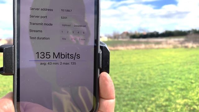 Test anteny dookólnej "Logis mini 4x4" dual band wifi" i iphone 13 Pro смотреть онлайн