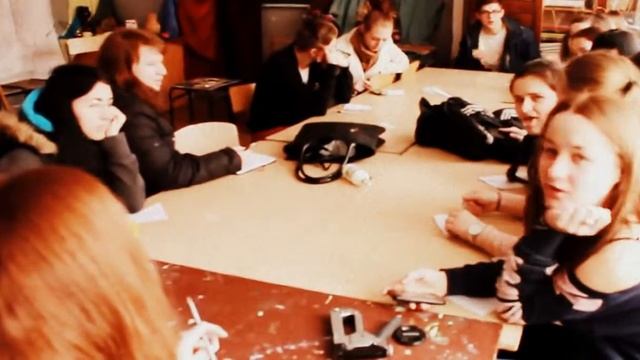 когда мамка зашла в аудиторию смотреть онлайн