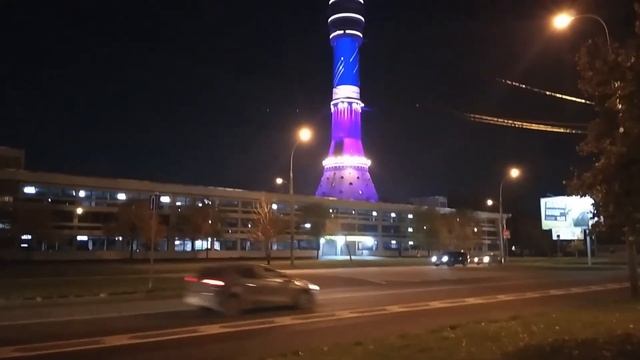 Ночная Останкинская телебашня в Москве смотреть онлайн