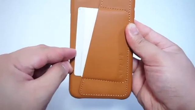 Mujjo's Signature Full-Grain Leather Wallet Case for iPhone Xs смотреть онлайн