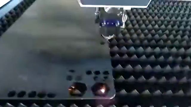 станок лазерной резки 1000Вт