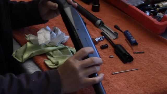 Afmontering af Benelli M2 смотреть онлайн